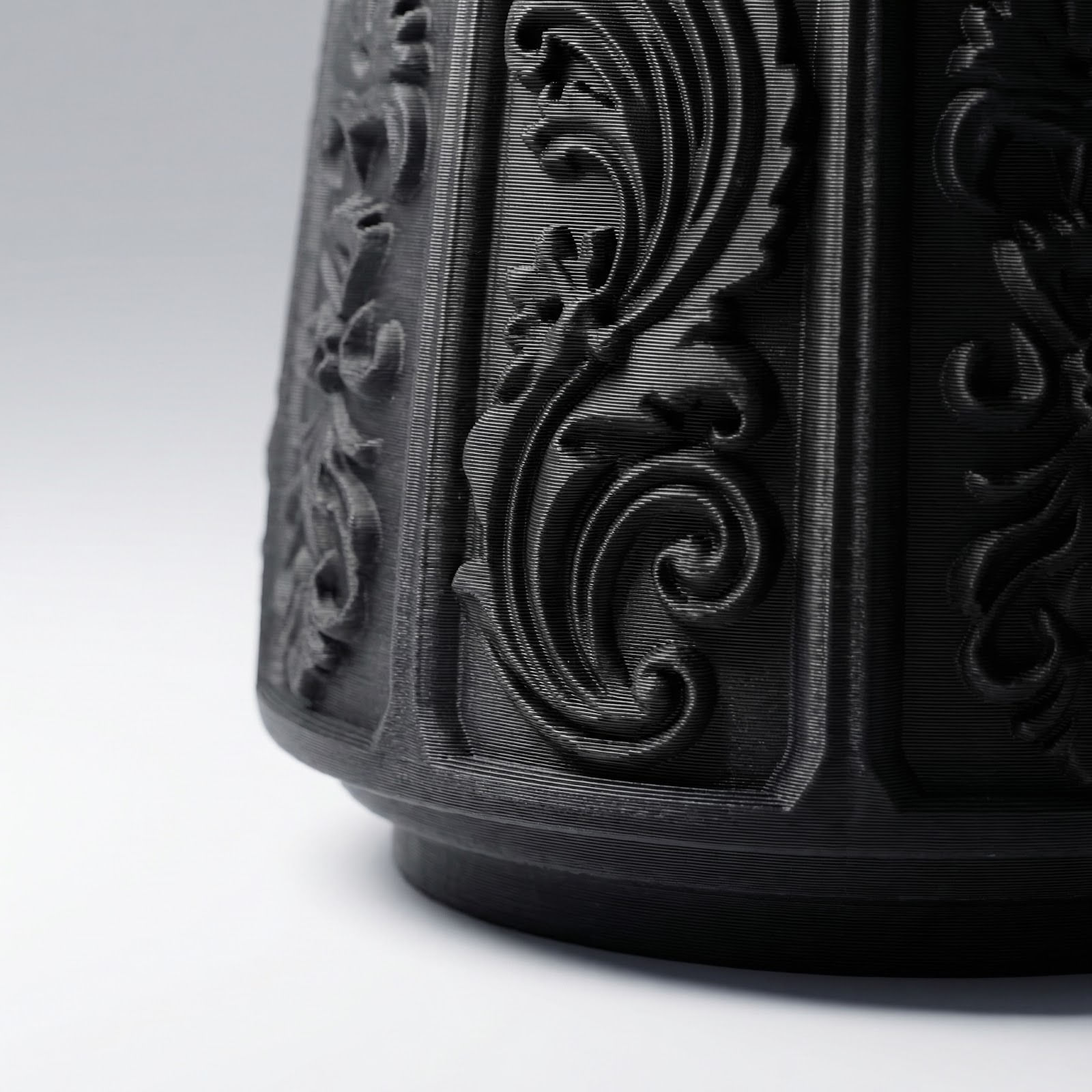 Ghiveci Decorativ cu Ornamente Florale, Negru, 14 cm — imaginea 4