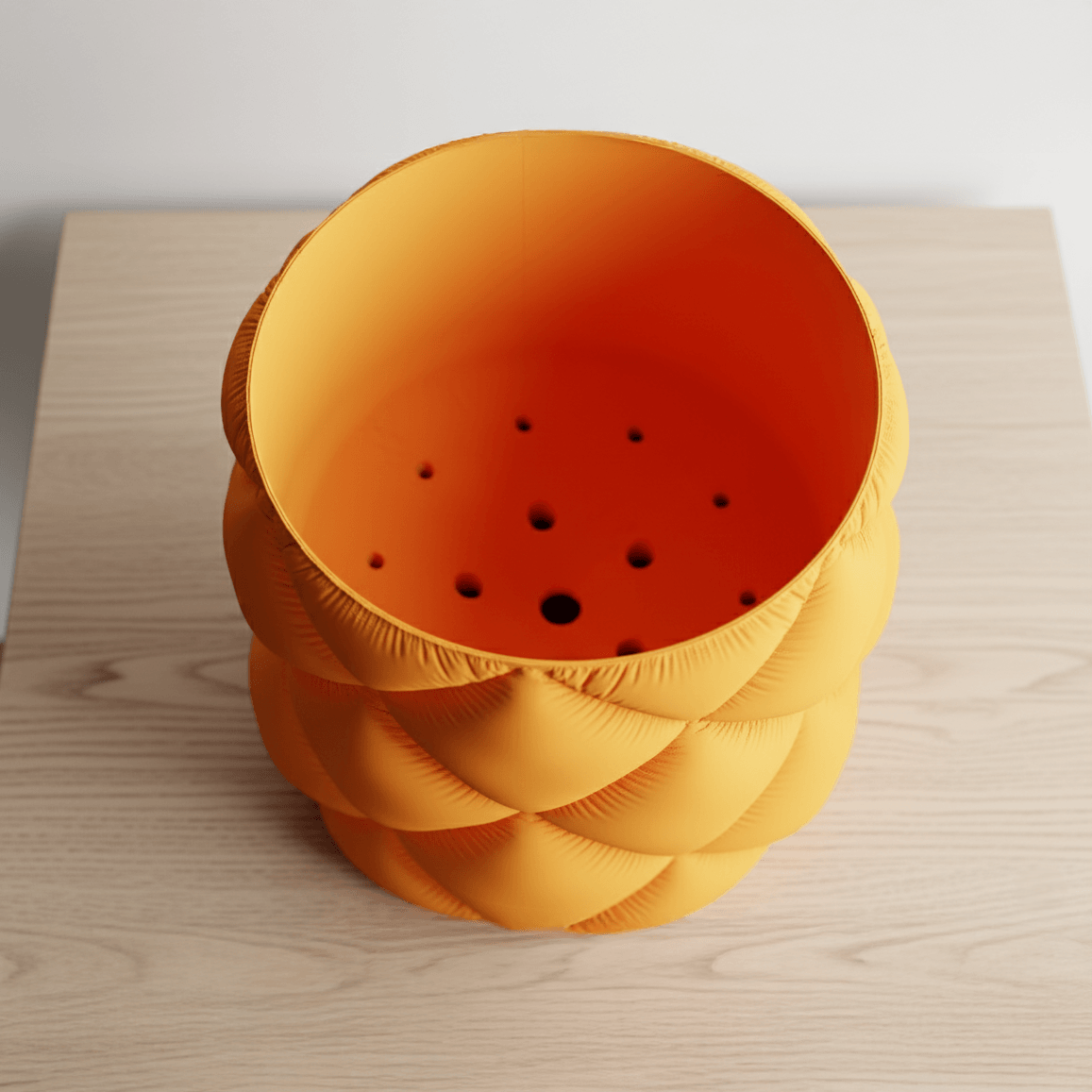 Ghiveci exclusivist de perete – Design Quilted Elegance, culoare Amber Glow, plastic PLA, 14cm inaltime, 14cm diametru — imaginea 7