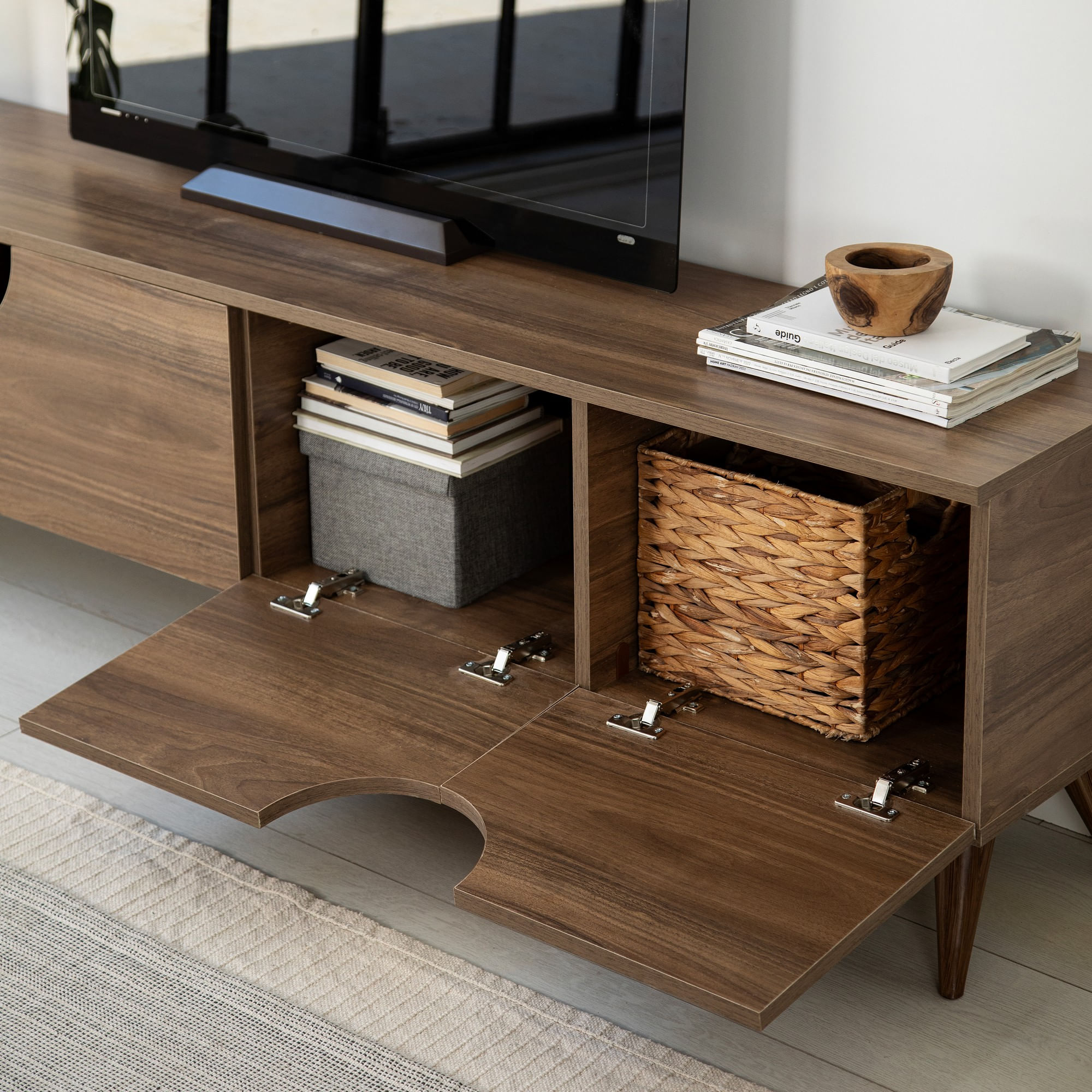 Comodă TV Hanah Home, PAL melaminat, 180 x 35 x 50 cm, nuc, 552NOS2438 — imaginea 5