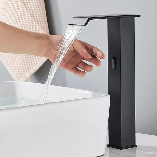 Baterie chiuveta baie, Blackswan, Tip M182, model negru cu pipa tip cascada si senzor, dimensiune 32 cm — imaginea 2
