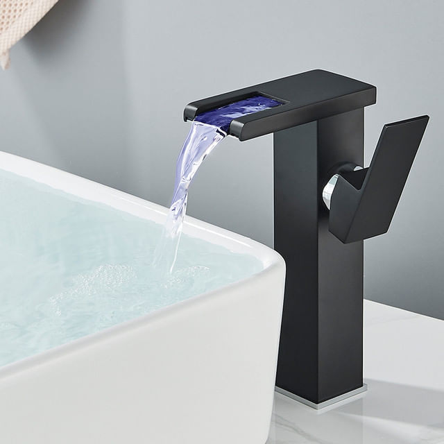 Baterie chiuveta baie, Blackswan, Tip M187, model negru inalt cu pipa tip cascada si LED, dimensiune 24 cm — imaginea 5