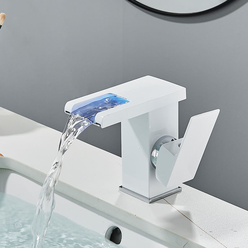 Baterie chiuveta baie, Blackswan, Tip M190, model alb scurt cu pipa tip cascada si LED, dimensiune 12.5 cm — imaginea 6
