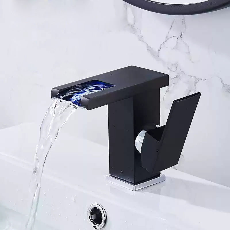 Baterie chiuveta baie, Blackswan, Tip M173, model negru mat cu LED, dimensiune 12.5 cm — imaginea 5