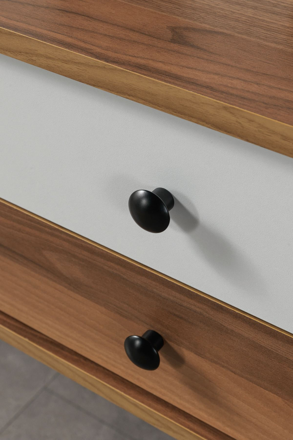 Comoda dormitor Vita 5207, 80 x 78 x 36 cm, nuc alb, PAL melaminat — imaginea 6