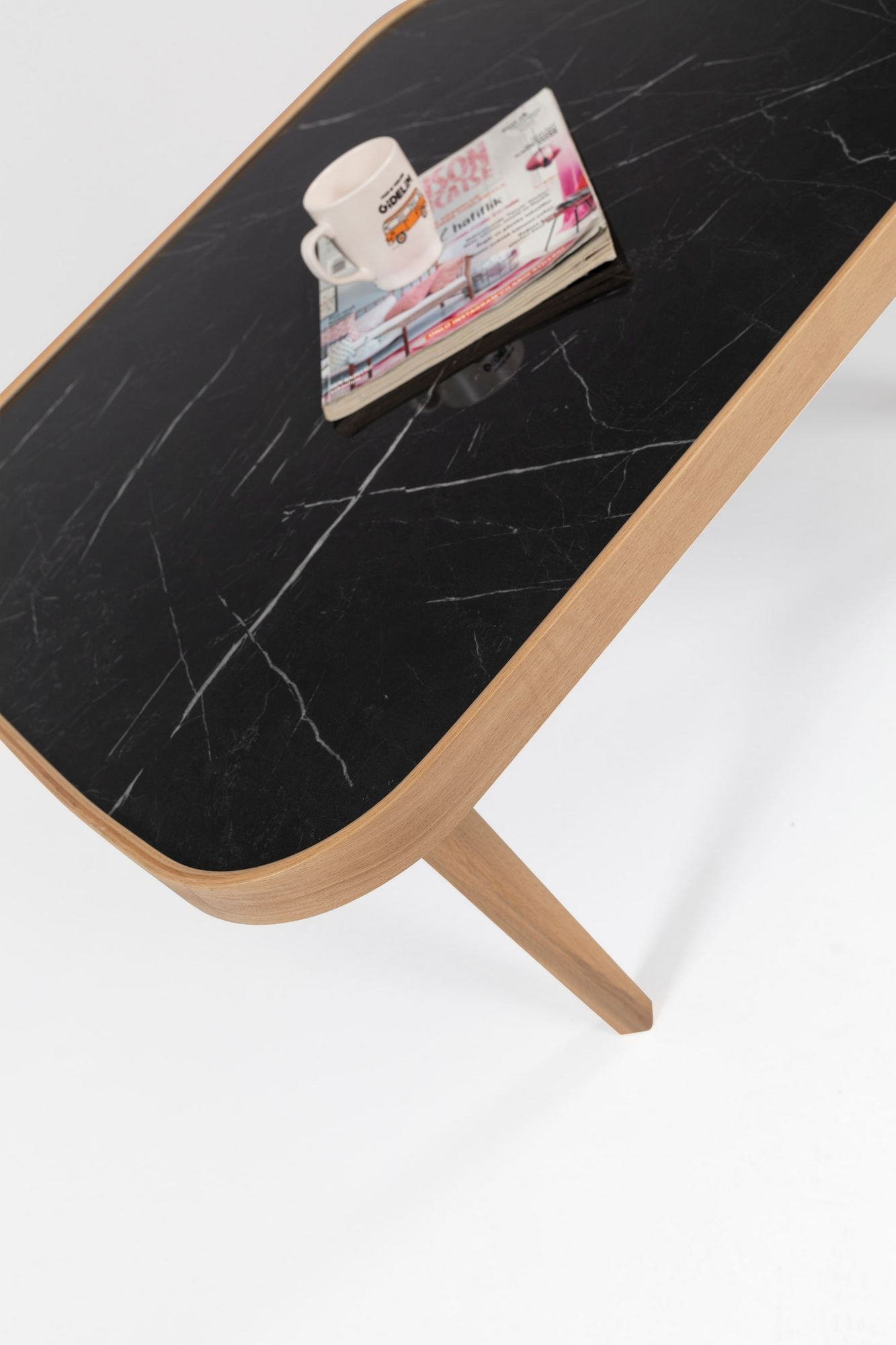 Masa de cafea Hera 90, 90 x 42 x 90 cm, stejar negru marmura, MDF, design compact, stejar / negru marble — imaginea 2