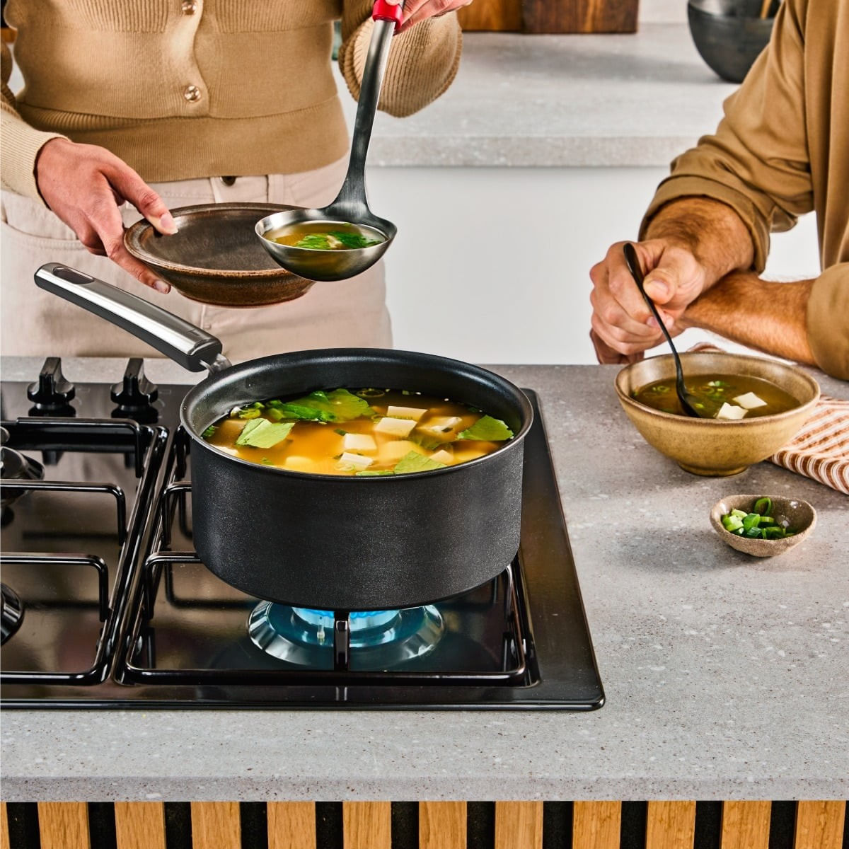Cratita cu capac Tefal Excellence+ G3282453, 20 cm, invelis antiaderent, tehnologie FUSIONCORE, Thermo-Signal™, maner — imaginea 3