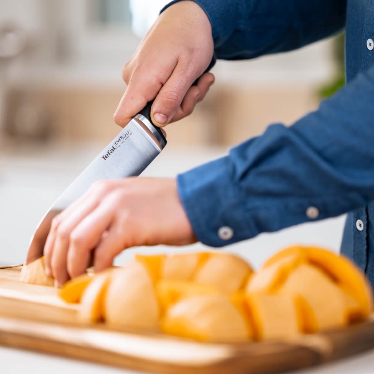 Cutitul bucatarului & suport Tefal EverSharp Pro K297S244, inox german, maner ergonomic, sistem de ascutire integrat — imaginea 14