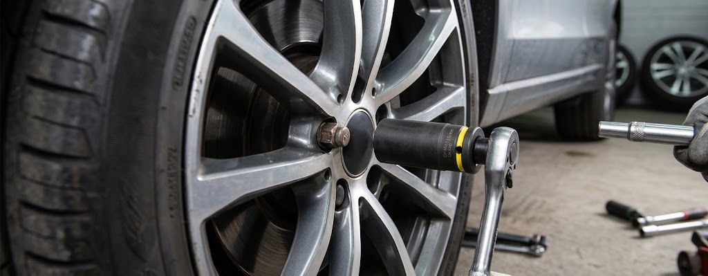 Set 4 chei tubulare, otel CrV, 17/19/21/22 mm, codificate pe culori, rezistente pentru atelier si auto — imaginea 4