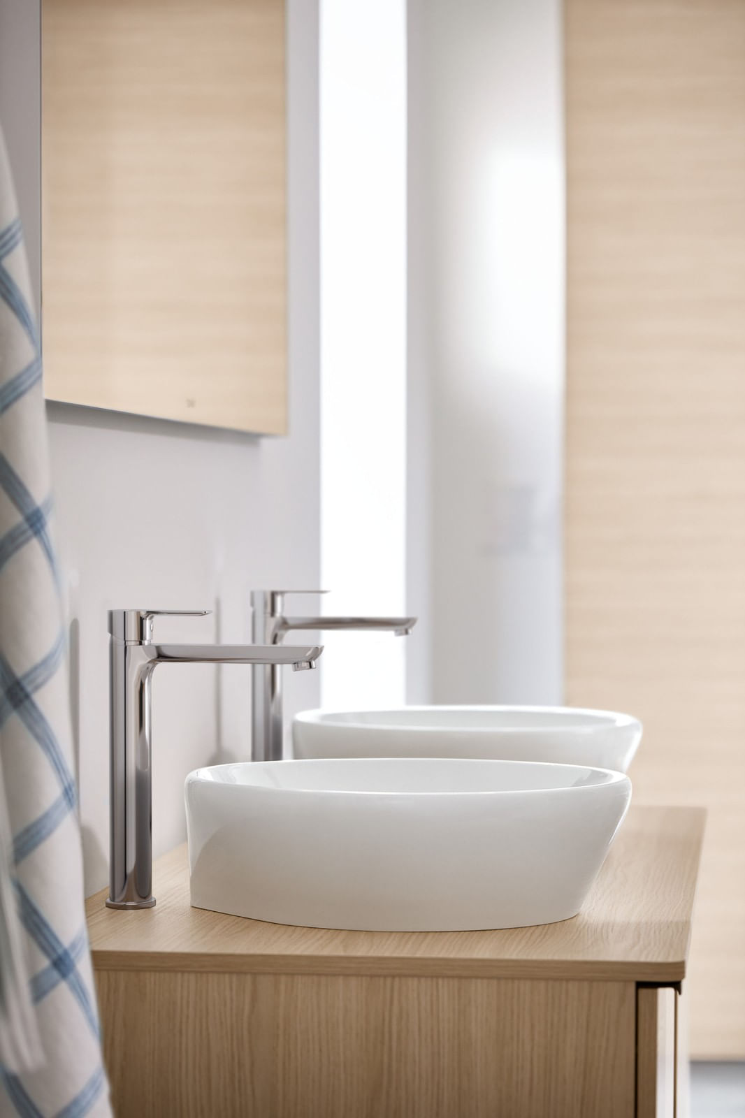 Baterie lavoar Duravit A11040002010, 35 mm, 5.5 l/min, 0.8 bar, 295 mm, 180 mm, 350 mm, 1 orificii instalare, Crom — imaginea 8