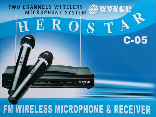 Set microfoane wireless si reciever C-05, cutit spaniol cadou - 2 | YEO