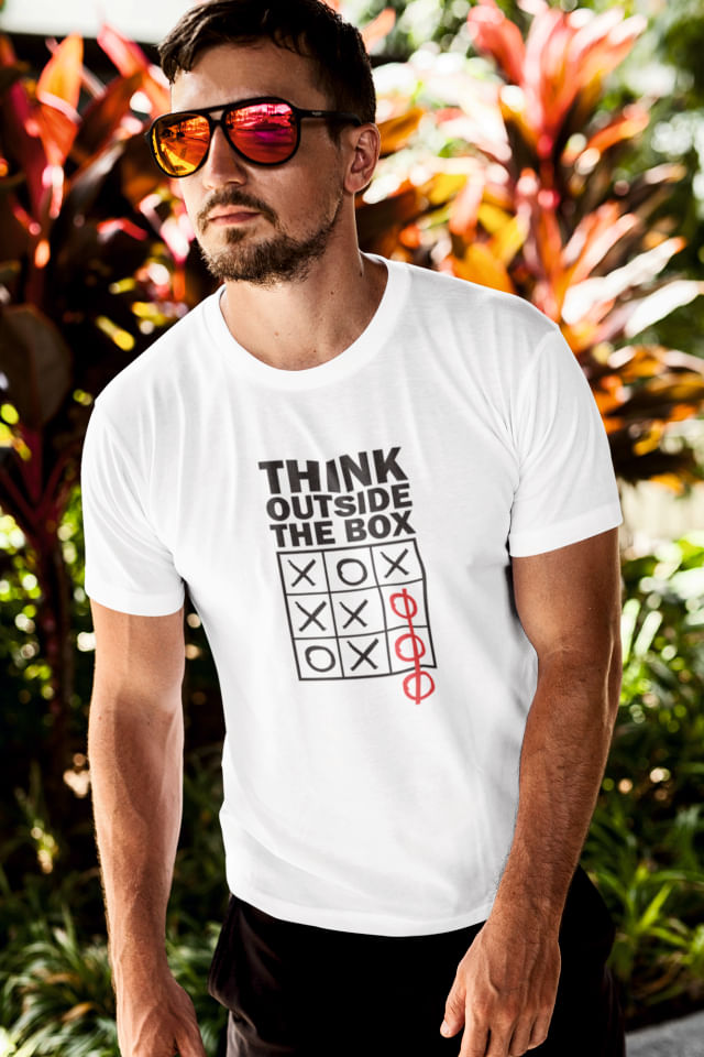 Tricou cadou pentru barbati, Priti Global, personalizat cu mesaj amuzant, Think outside the box