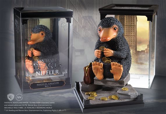 Figurina de colectie IdeallStore®, Magical NIffler, 16 cm, suport sticla inclus - 1 | YEO