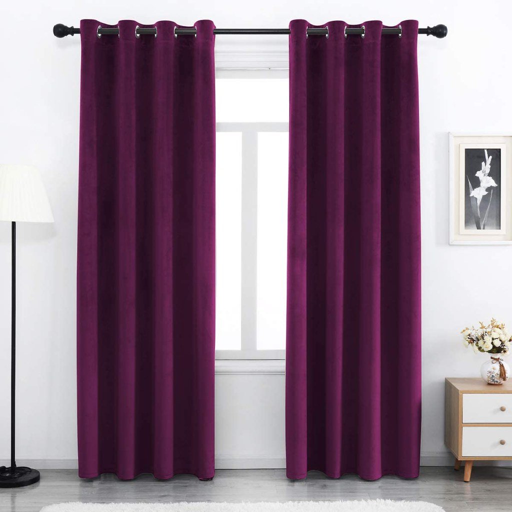 Set draperii din catifea cu inele negre, Madison, 250x265 cm, densitate 700 g/ml, Mulberry, 2 buc